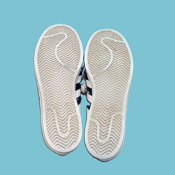 Adidas Superstar White/Black, Style #C77154, 09/2015, Men's size 7, Gently Used - Picture 4 of 6